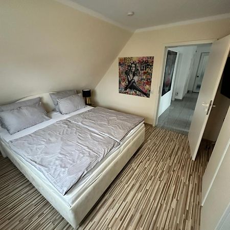 Zwei Ferienwohnungen Anker Max 5 Personen & Leuchtturm Max 4 Personen, Direkt In Steinhude Scheunenviertel, Balkon, Wlan , Privater Parkplatz, Wallbox Extérieur photo