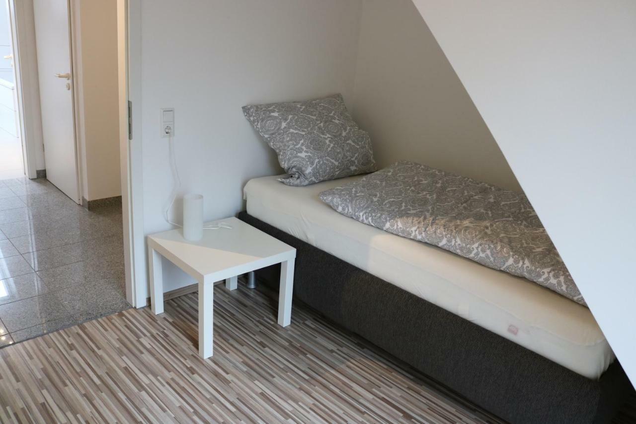 Zwei Ferienwohnungen Anker Max 5 Personen & Leuchtturm Max 4 Personen, Direkt In Steinhude Scheunenviertel, Balkon, Wlan , Privater Parkplatz, Wallbox Extérieur photo