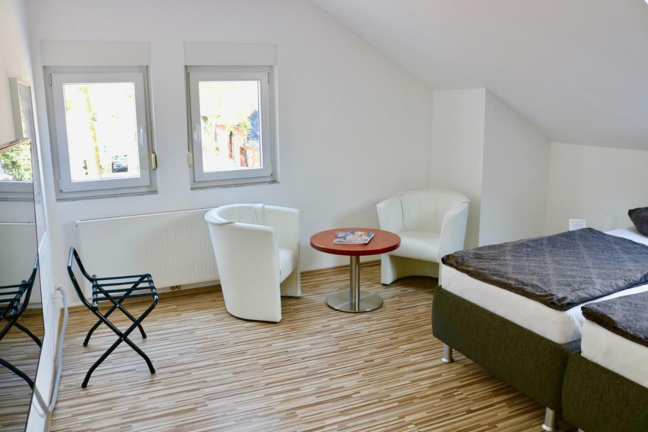 Zwei Ferienwohnungen Anker Max 5 Personen & Leuchtturm Max 4 Personen, Direkt In Steinhude Scheunenviertel, Balkon, Wlan , Privater Parkplatz, Wallbox Extérieur photo
